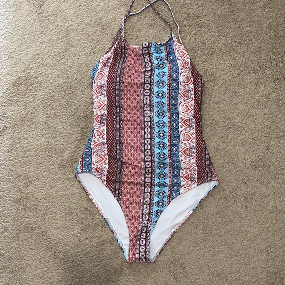 Cupshe one piece swim suit. - Picture 2 of 5